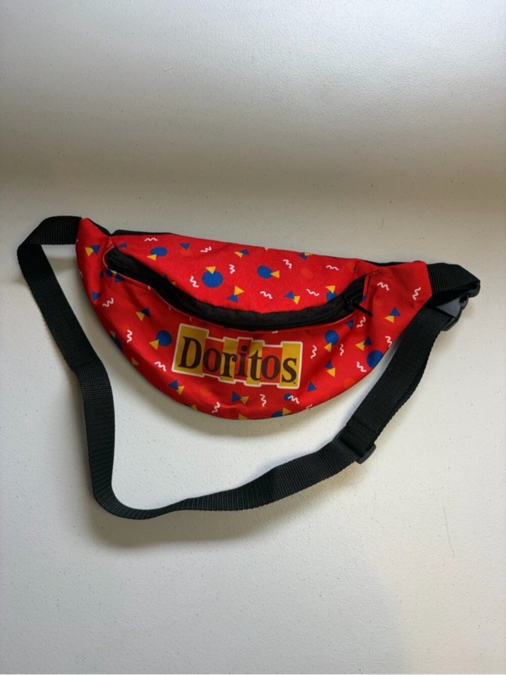 Vintage Doritos Fanny Pack Waist Bag 90s Frito Lay Promo Advertising Collectible - Picture 4 of 7